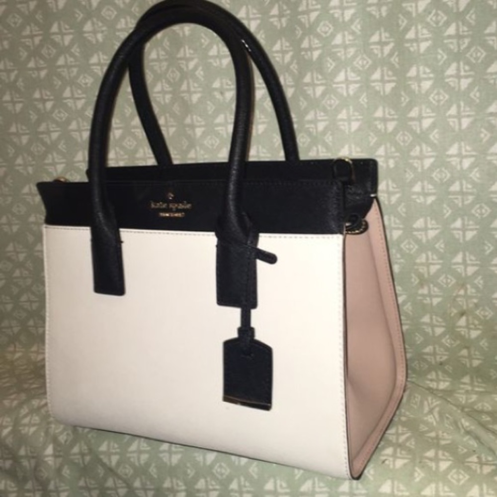 Color block limited edition Kate Spade purse.